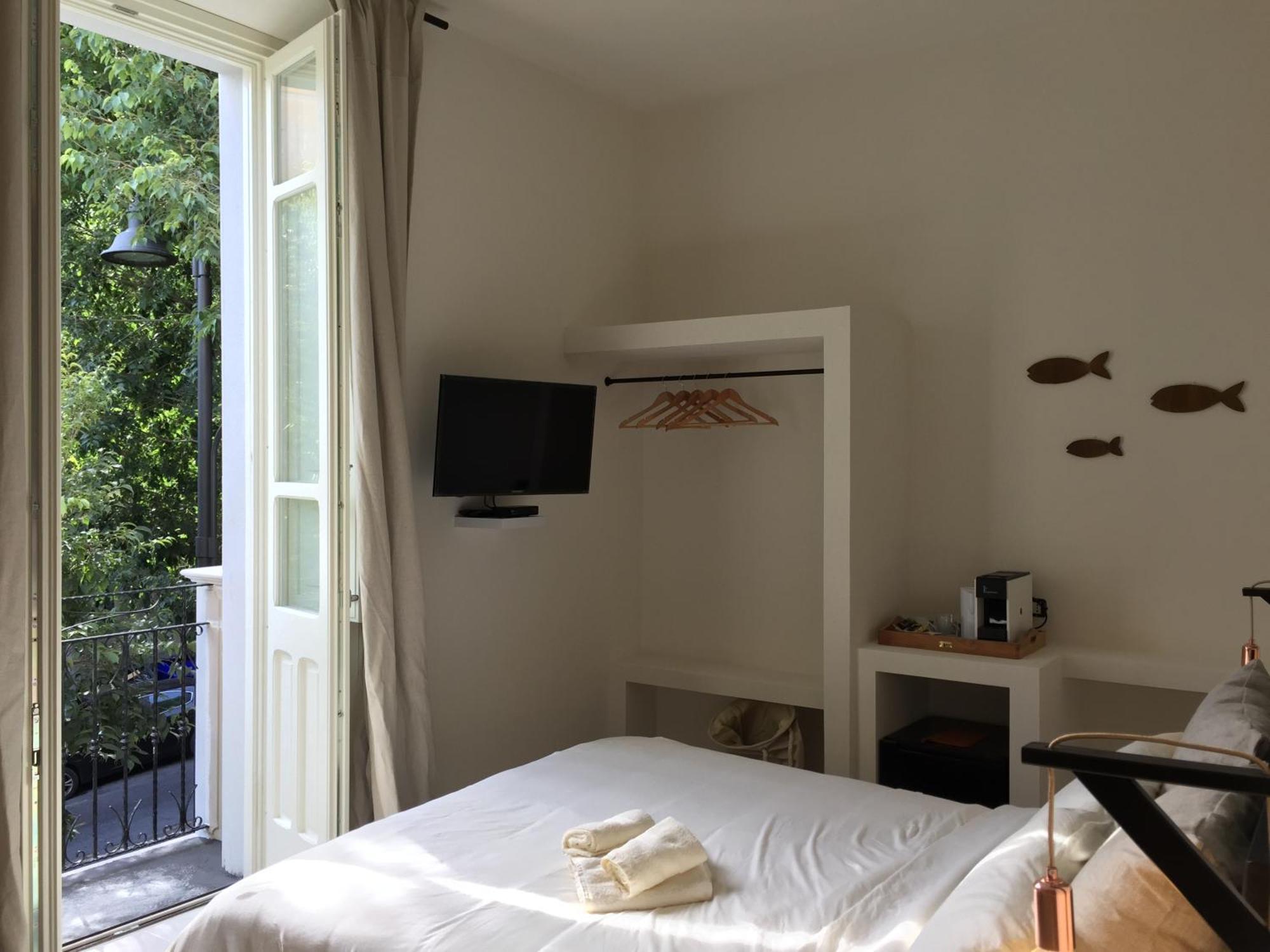 Fra Cielo E Mare Boutique Rooms Каляри Екстериор снимка